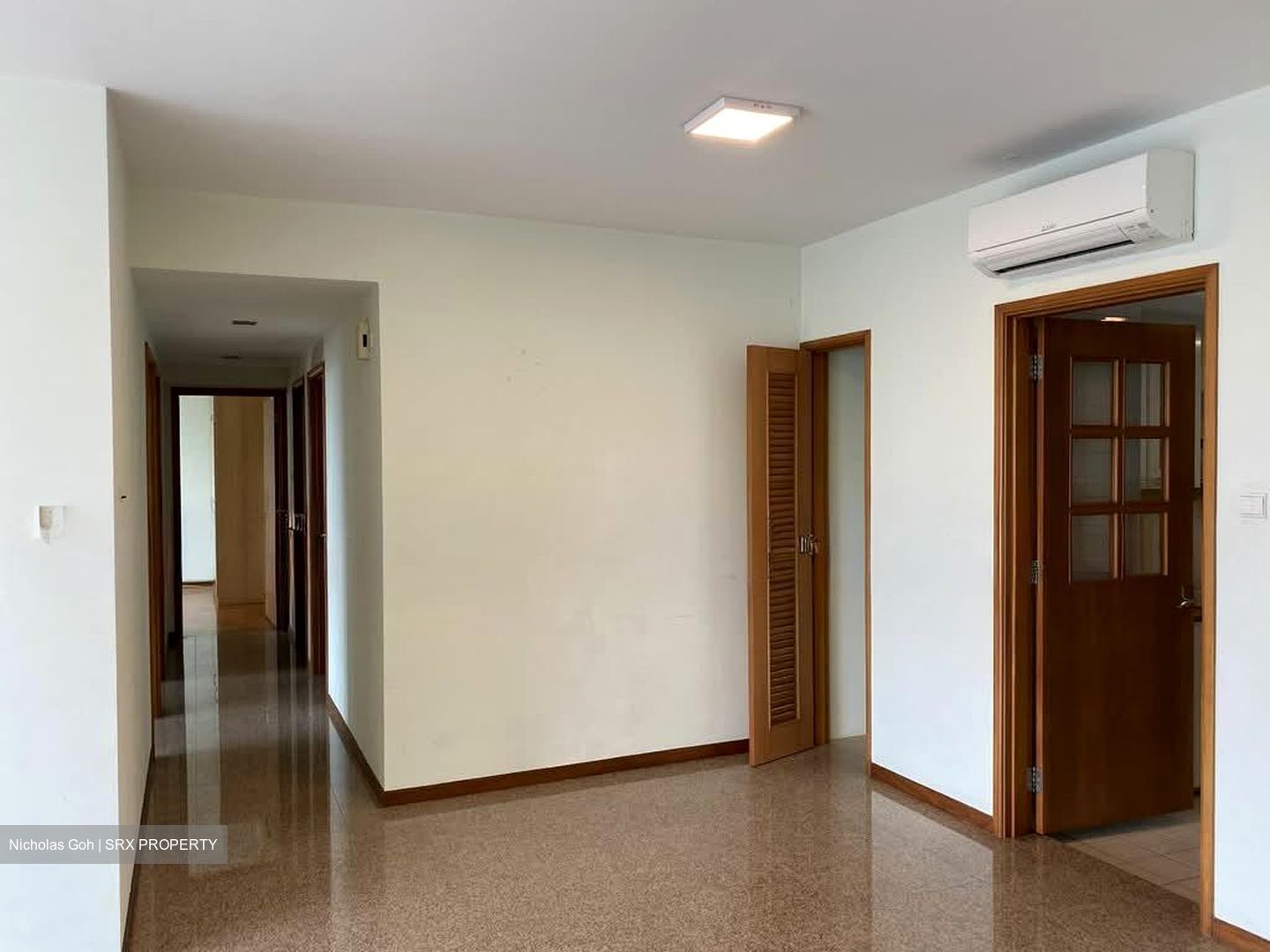 Queens (D3), Condominium #556595471